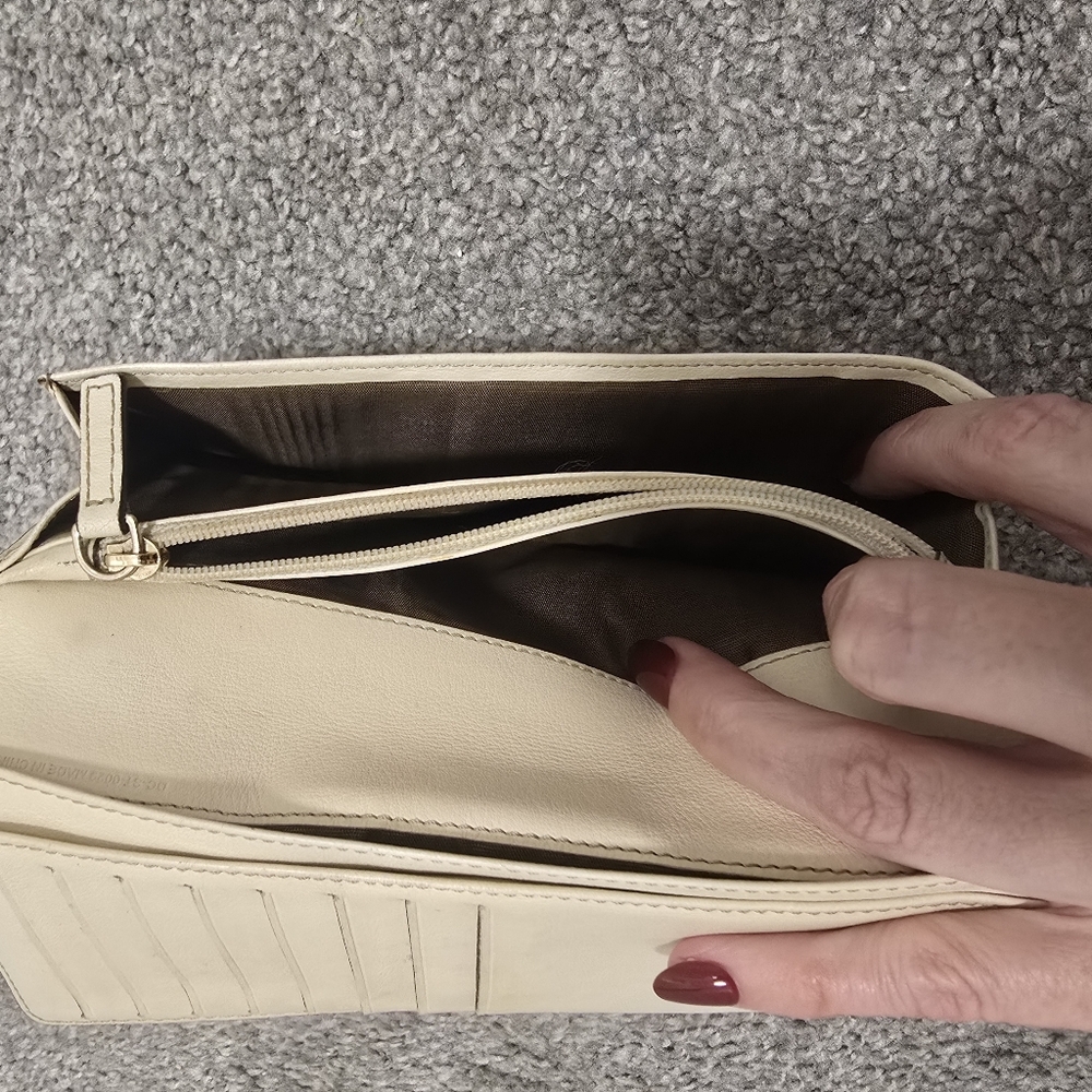 Celine Vintage Canvas Trifold Wallet Neutrals Classic Chic Luxury Minimalist - Picture 12 of 16